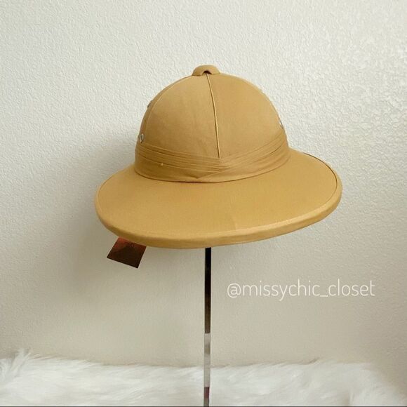 Handmade Hat  - Picture 4 of 6